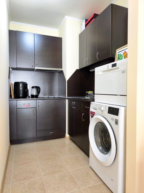 One-bedroom apartment in Sunset Resort, Pomorie - luxury, comfort and the beach just a few steps away!
