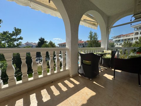 Flat 2 rooms 62 m², Nesebar, Sveti Vlas, Bulgaria