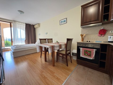 Spacious studio with sea view in Crown Fort Club – Sveti Vlas