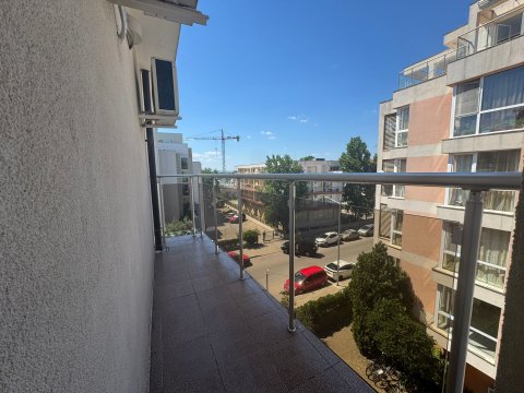 Spacious one-bedroom apartment in Sunny Garden complex, Sunny Beach