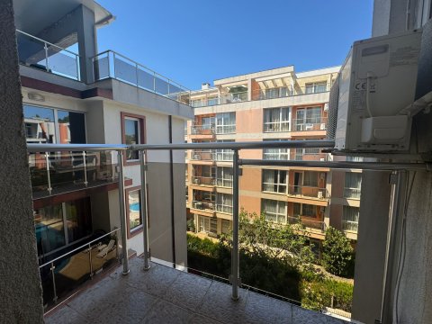 cozy one-bedroom apartment in the Sunny Garden complex, Sunny Beach