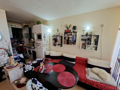 Studio apartment for sale with pool view in Aheloy