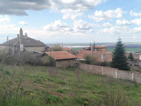 Land with a finished project and building permit in Košarica - perfect investment, ready for action