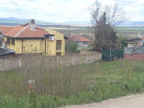 Land with a finished project and building permit in Košarica - perfect investment, ready for action