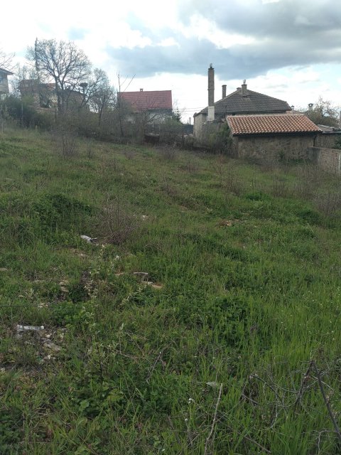 Land with a finished project and building permit in Košarica - perfect investment, ready for action