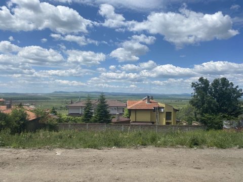 Land with a finished project and building permit in Košarica - perfect investment, ready for action