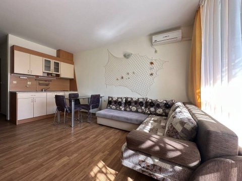 Flat 2 rooms 54 m², Nesebar, Ravda, Bulgaria