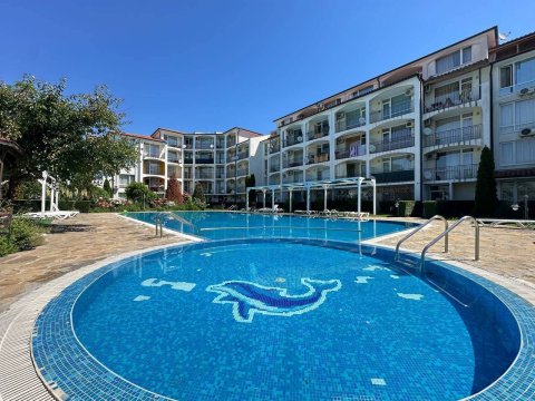 One bedroom apartment in Rutland Beach 2