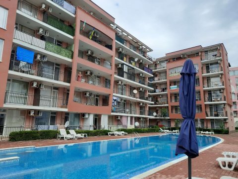 Spacious furnished studio in Sunset Beach 4