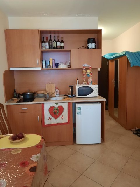 Spacious furnished studio in Sunset Beach 4