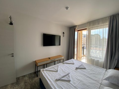 Great one-bedroom apartment with impressive sea views in the Golden Anchor complex, Golden Sands resort