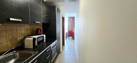 Продается двухкомнатная квартира в районе Sunset Resort, Помори.