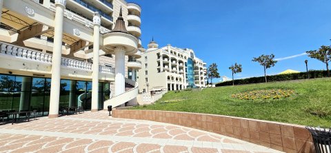 Продается двухкомнатная квартира в районе Sunset Resort, Помори.