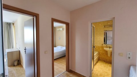 Spacious two-bedroom apartment with sea view in Paradise Dreams complex, Sveti Vlas