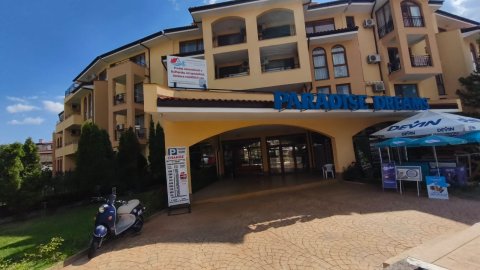 Spacious two-bedroom apartment with sea view in Paradise Dreams complex, Sveti Vlas