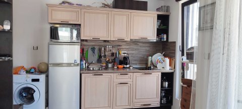 Однокомнатная квартира с частичным видом на море в комплексе Villa Briz, Свети Влас, Болгария.