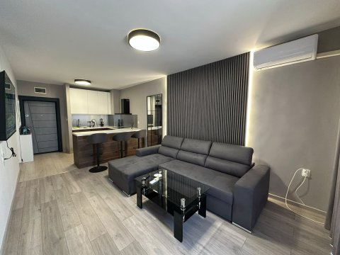 🏡 Multi-room apartment after extensive renovation in the Villa Bonita complex, Sunny Beach – prime location