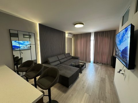 🏡 Multi-room apartment after extensive renovation in the Villa Bonita complex, Sunny Beach – prime location