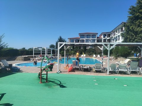 Spacious two-room apartment in the Rutland Beach complex - Ravda