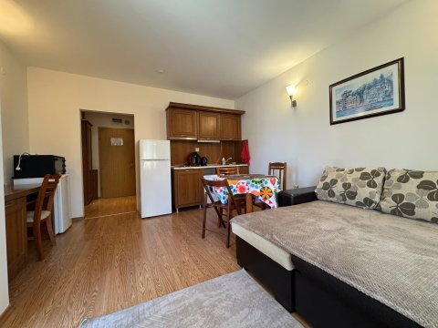 One-room apartment with south-facing orientation in the Avalon complex – Sunny Beach
