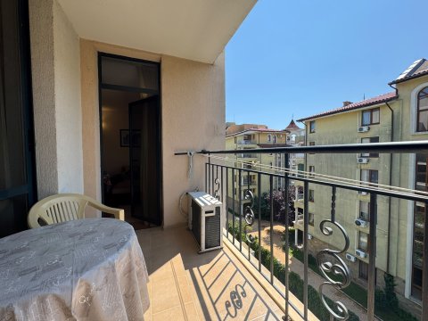 One-room apartment with south-facing orientation in the Avalon complex – Sunny Beach
