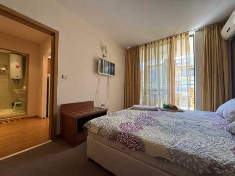 One-room apartment with south-facing orientation in the Avalon complex – Sunny Beach