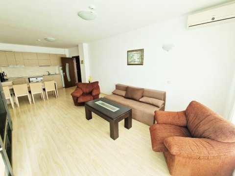 Spacious two-room apartment in the first row on the beach in Byala – 148 m² with panoramic terrace