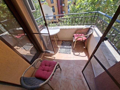 For sale: 2-room apartment on the seafront in Aheloy!