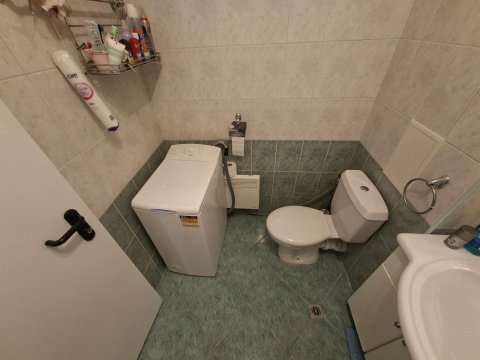 For sale: 2-room apartment on the seafront in Aheloy!