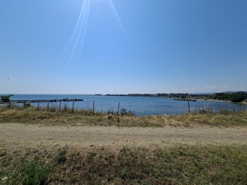 For sale: 2-room apartment on the seafront in Aheloy!