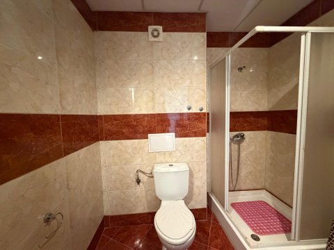 We offer a studio in a prime location in Ravda!