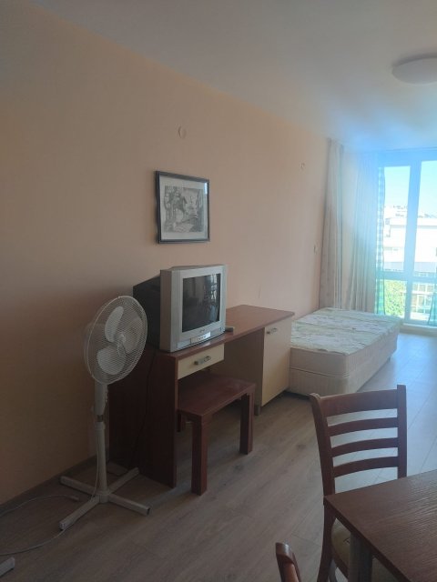Great one-room apartment in the Hotel Karlovo, prime location