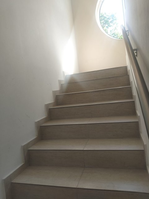 Great one-room apartment in the Hotel Karlovo, prime location