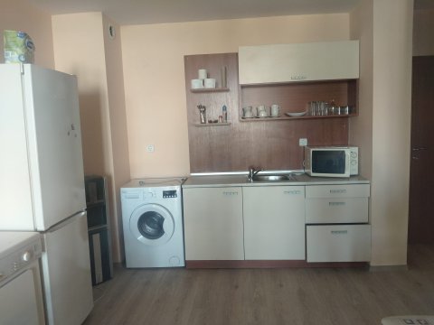 Great one-room apartment in the Hotel Karlovo, prime location