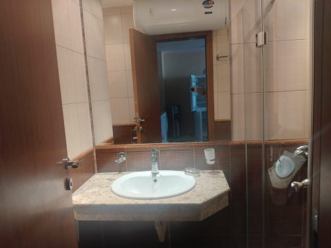 Great one-room apartment in the Hotel Karlovo, prime location