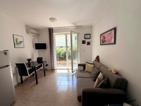 One-room apartment in Ravda – 100 m from the beach