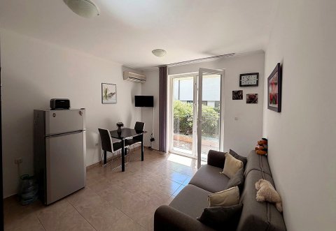 One-room apartment in Ravda – 100 m from the beach