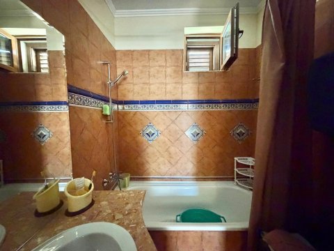 One-room apartment in Elenite!