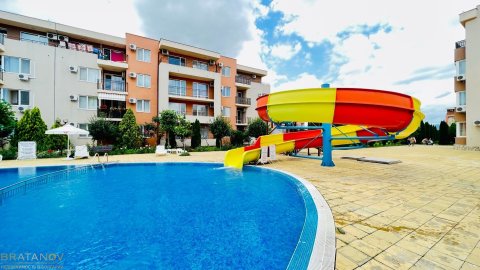 Spacious one-bedroom apartment with mountain views in the Holiday Fort Club complex, Sunny Beach
