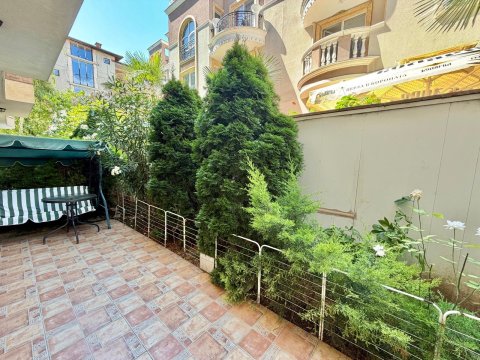 One-room apartment in the center of Ravda