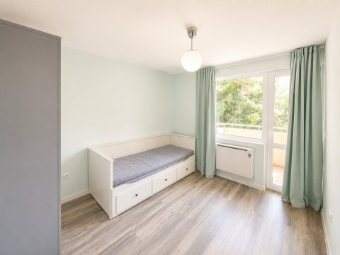 I'm selling a 2-bedroom apartment in Sunny Beach with no additional costs!