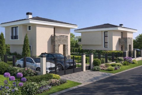 Detached two-story house in the village of Orizare, just 10 minutes from the sea.