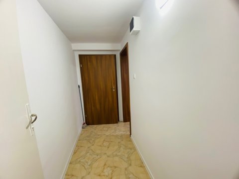 Affordable one-room apartment with no additional costs, 300 meters from the beach.