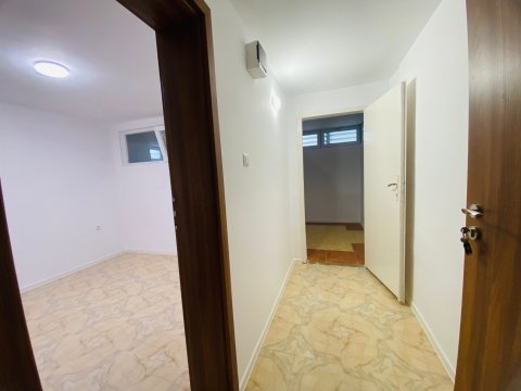 Affordable one-room apartment with no additional costs, 300 meters from the beach.