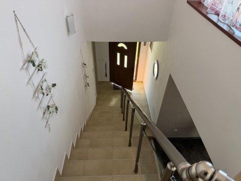 House with private pool and private garden in Floral Meadows – part of the Vineyards Resort, Kableshkovo