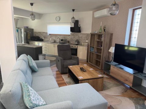 House with private pool and private garden in Floral Meadows – part of the Vineyards Resort, Kableshkovo