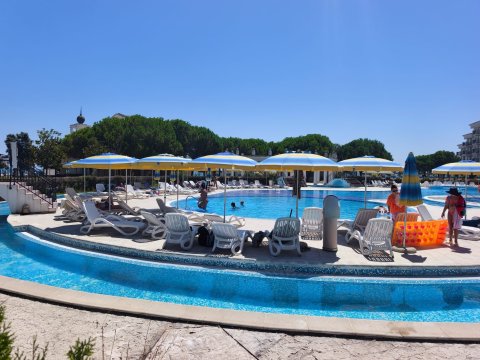 100% sea view at the SUNSET RESORT, Pomorie in the Sigma building | First row to the sea |