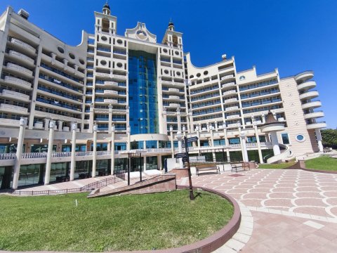 100% sea view at the SUNSET RESORT, Pomorie in the Sigma building | First row to the sea |