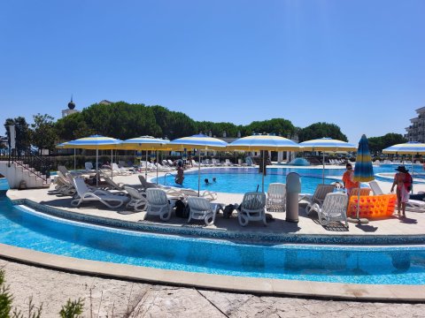 100% sea view at the SUNSET RESORT, Pomorie in the Sigma building | First row to the sea |