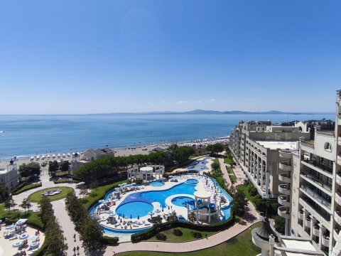 100% sea view at the SUNSET RESORT, Pomorie in the Sigma building | First row to the sea |